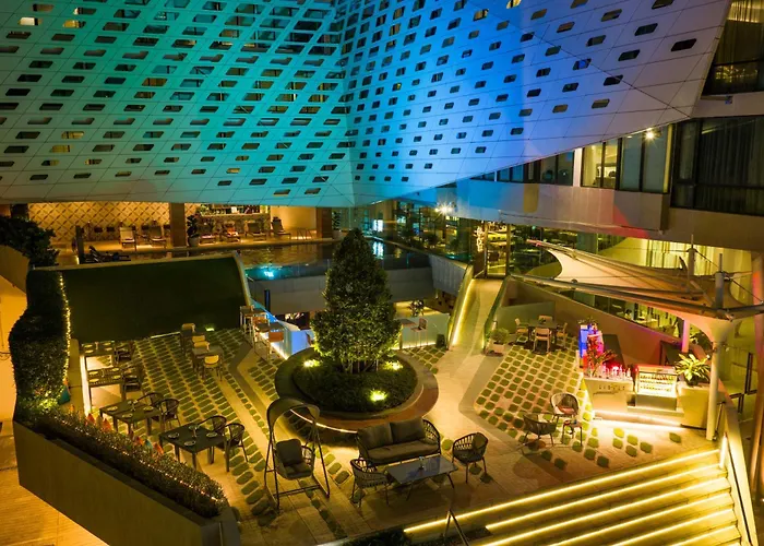 Lit Hotel